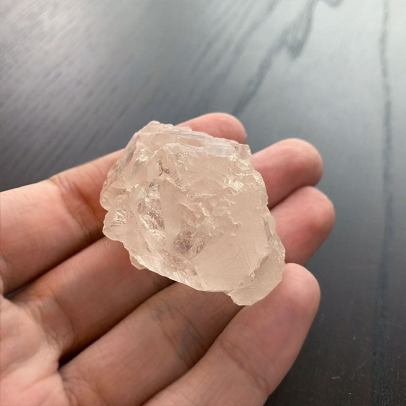 ヒマラヤ アイスクリスタル原石37g/50mm《氷河の中で眠っていた水晶》