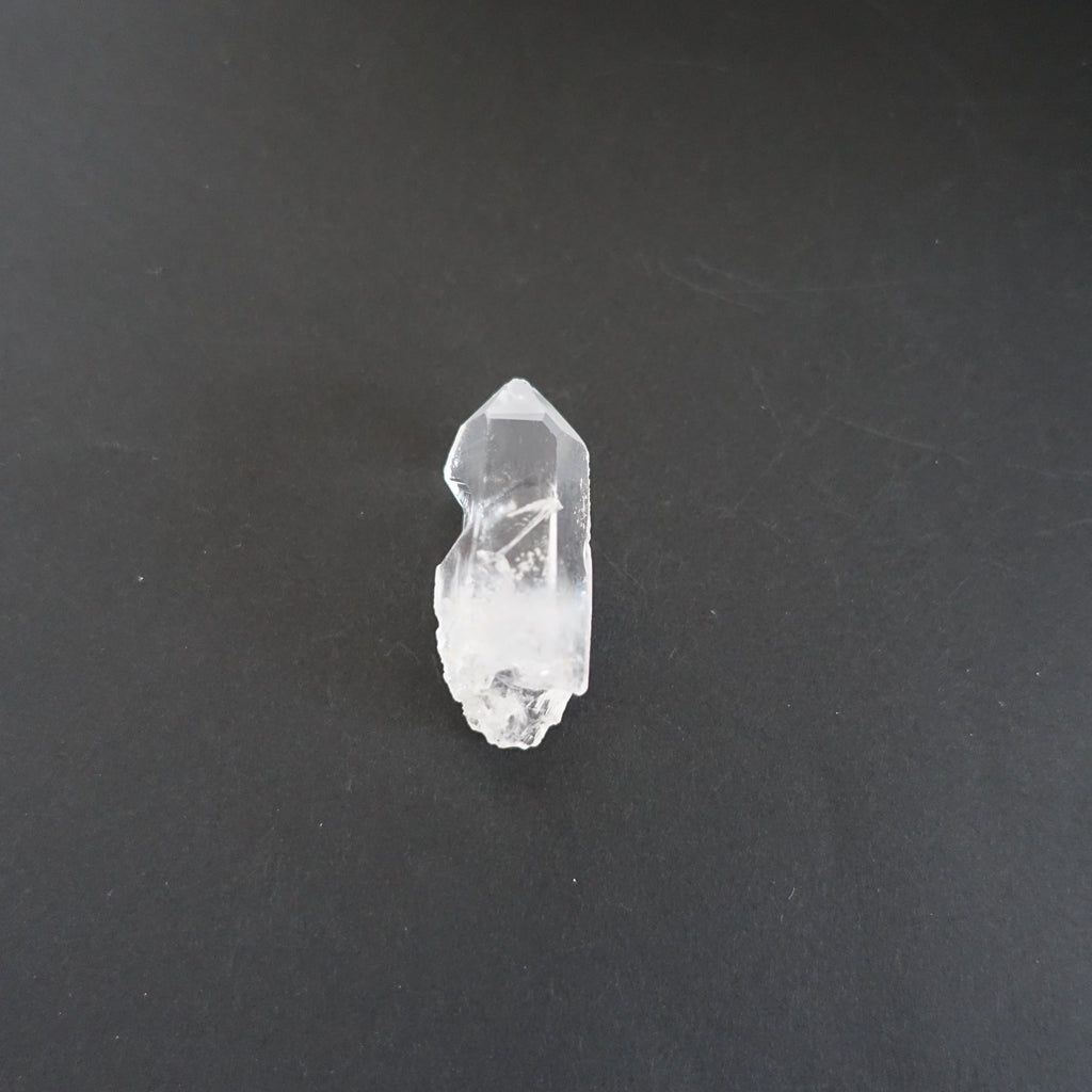 ライトニング レムリアン水晶 原石ポイント《41mm/14g/雷水晶》セーラ・デ・カブラル産