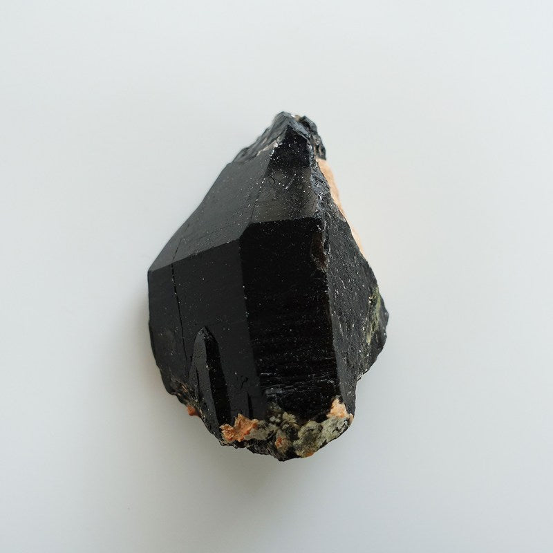 希少！天然モリオン（黒水晶）原石ポイント 231.3g/88mm《非加熱/長石共生》中国山東省産