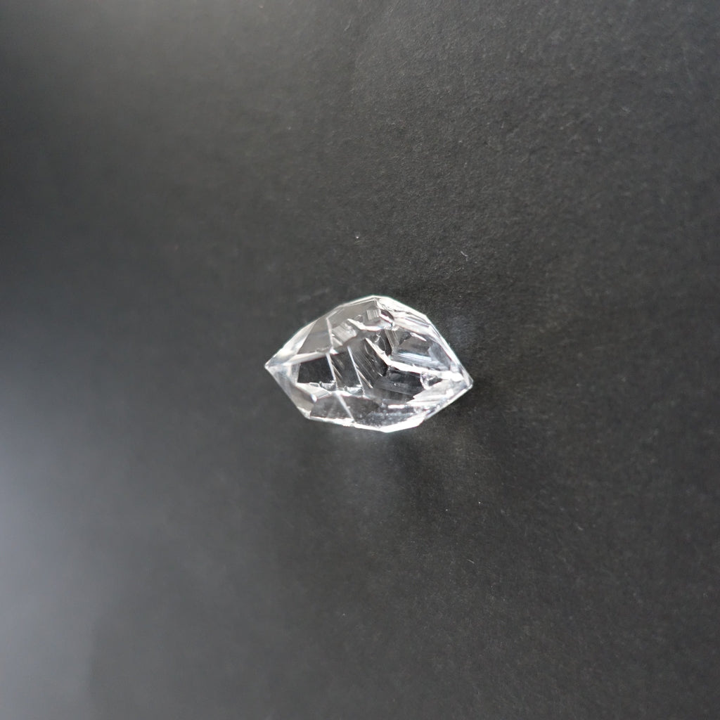 ハーキマーダイヤモンド原石No.5《小粒/クリア/レア!》1.6g/16mm – 【クォーツ専門店】Crystal Terrace