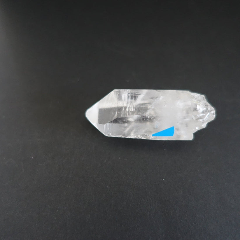 ライトニング レムリアン水晶 原石ポイント《41mm/14g/雷水晶》セーラ・デ・カブラル産 – 【クォーツ専門店】Crystal Terrace